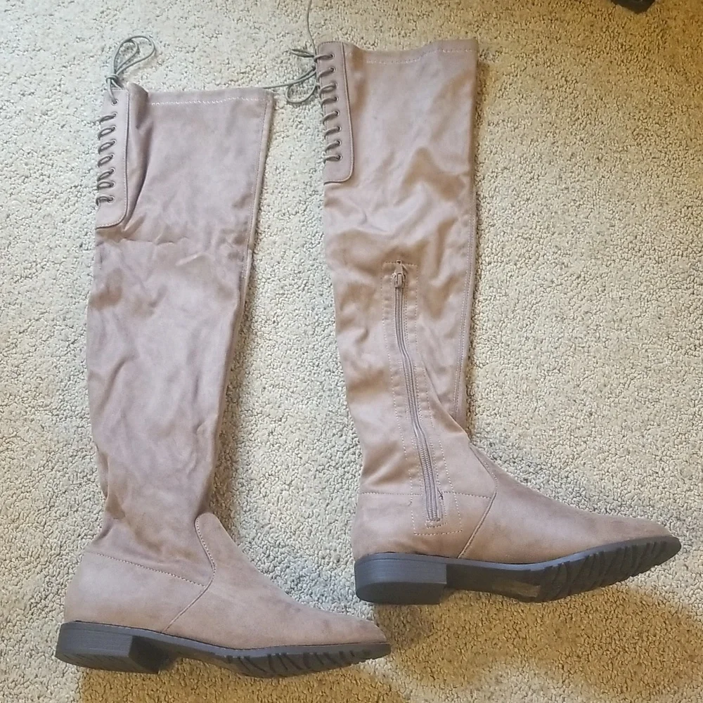 💚YOKI tan over the knee boots